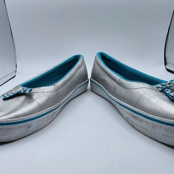 Vans X David & Goliath Womens Size 10 Silver Flat Slip On Shoes Walking Casual - Picture 3 of 13